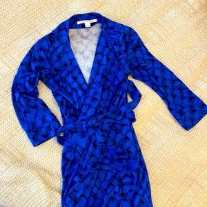 Diane con Furstenberg DVF new Julian wrap dress 100% silk sz 8
